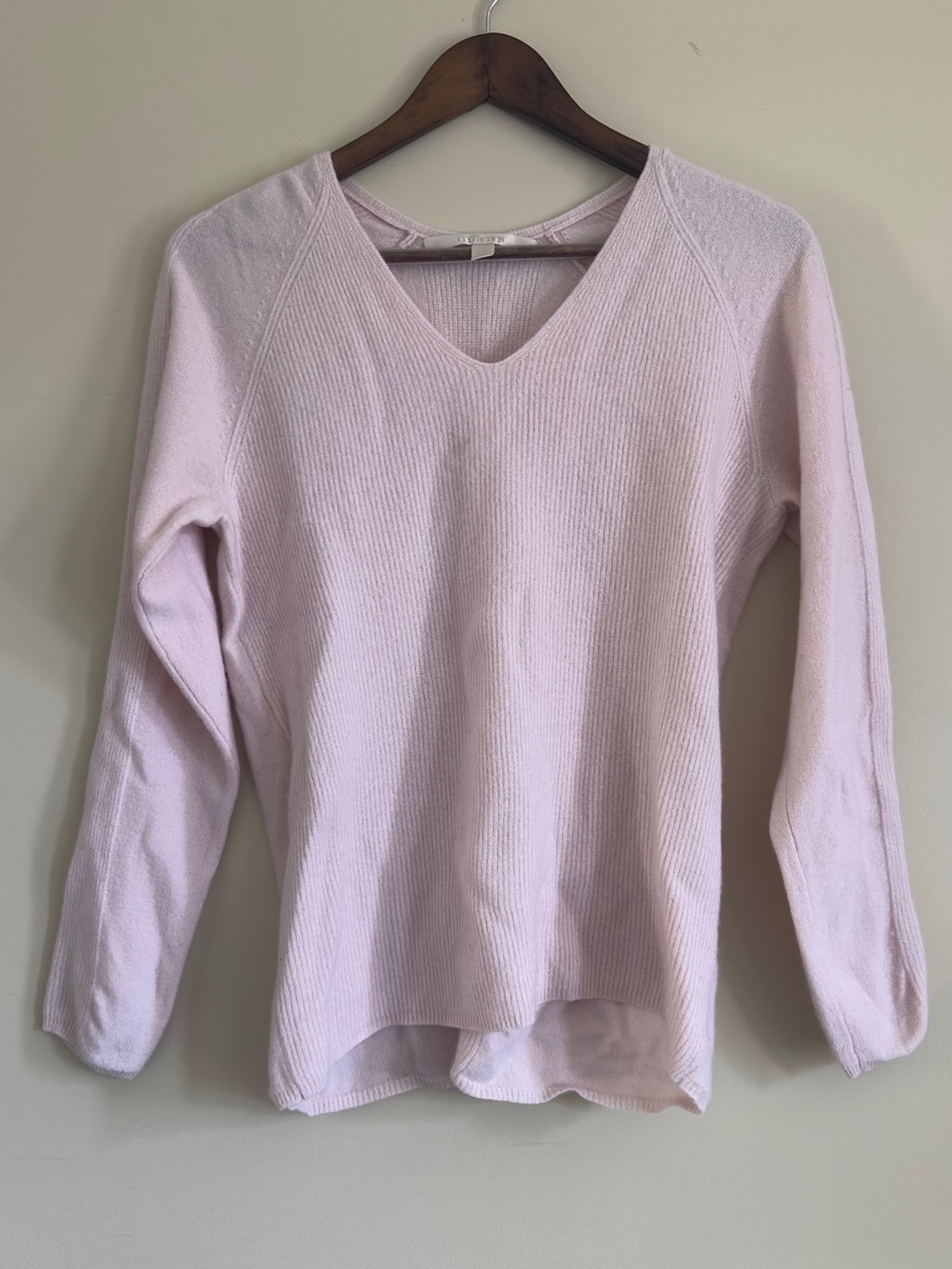 Nordstrom 100% Cashmere V-Neck Ribbed Knit Sweater in Blush Pink